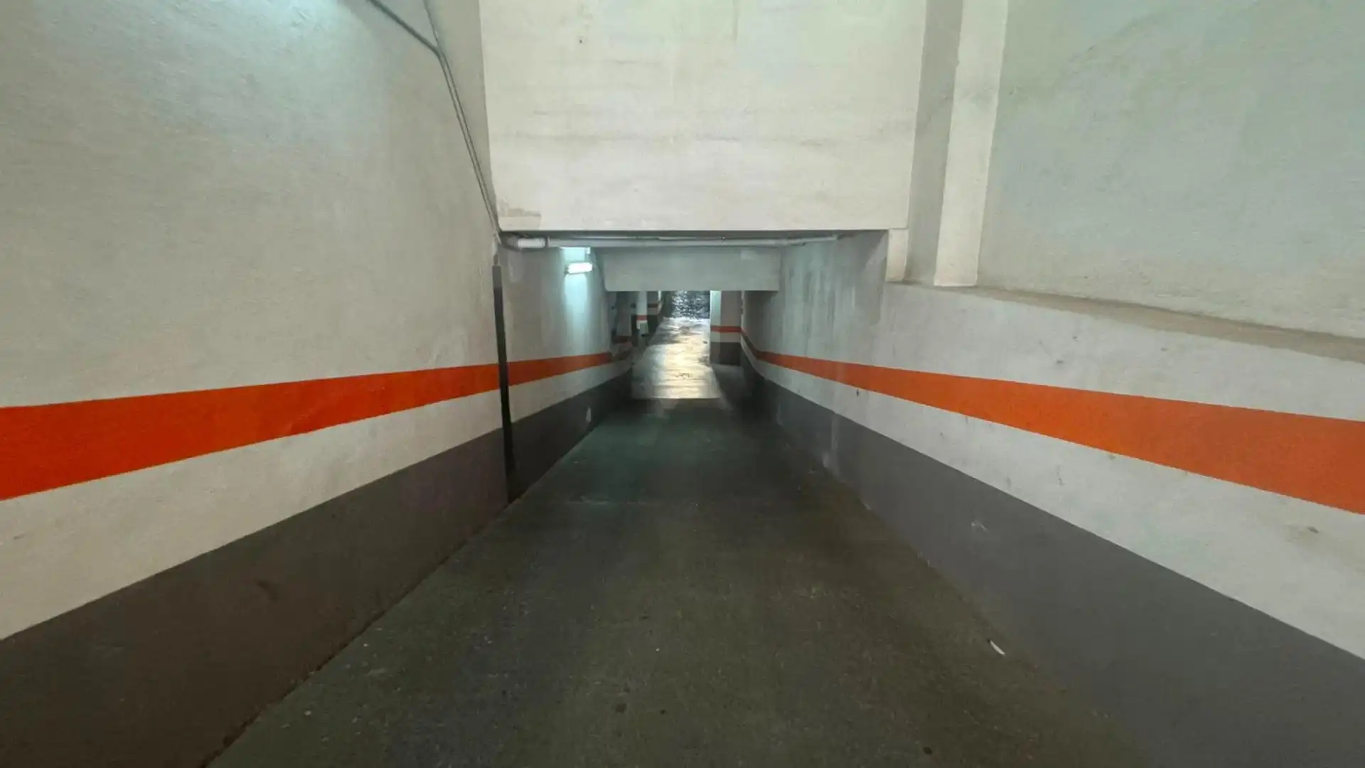 Garage for rent in La Creu del Grau