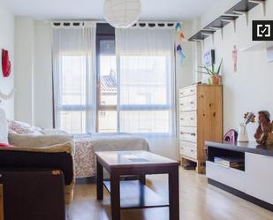 Bedroom of Flat to rent in  Madrid Capital  with Air Conditioner and Balcony