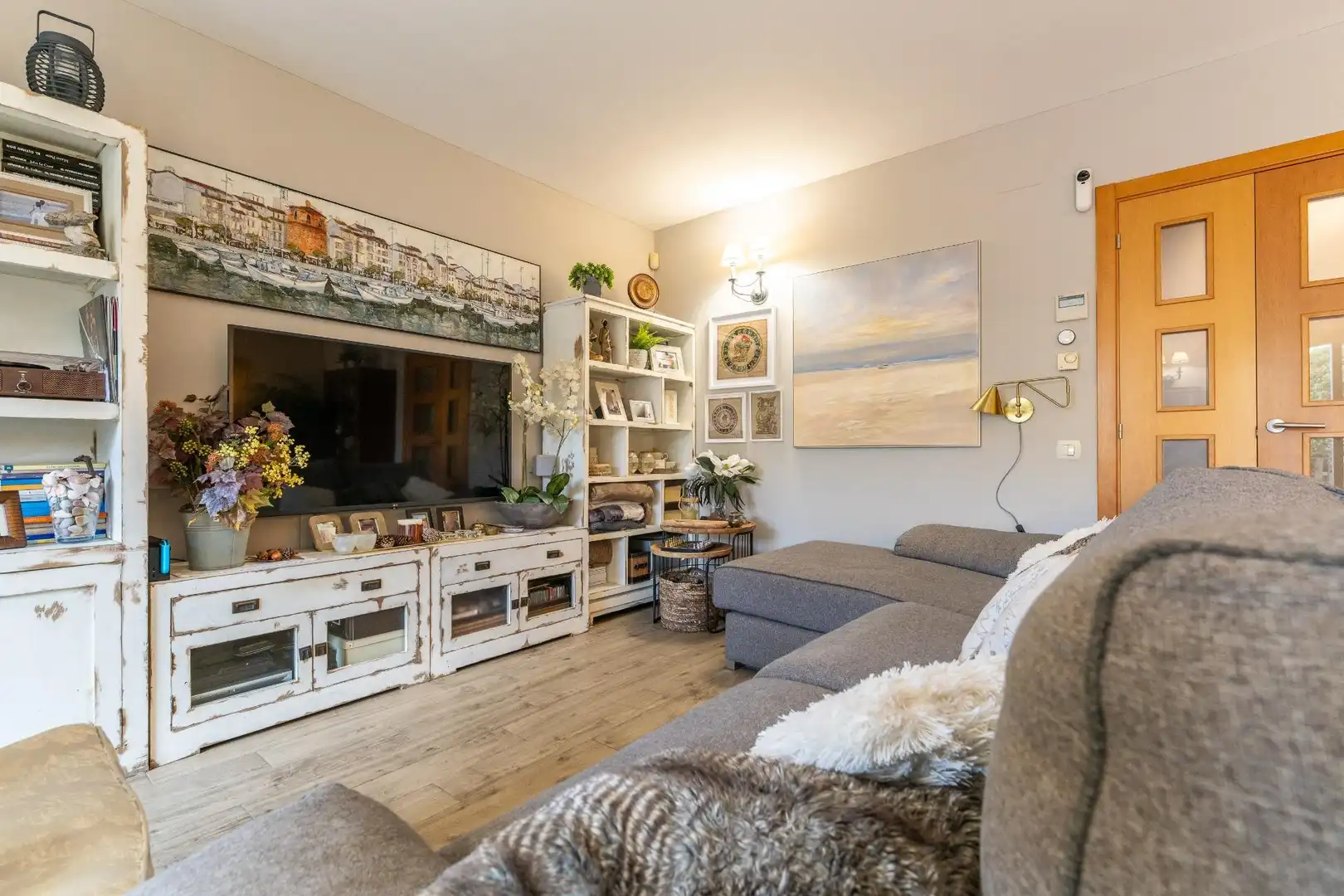 Sala de estar de Casa adosada en venta en Montbrió del Camp con Aire acondicionado, Calefacción y Jardín privado
