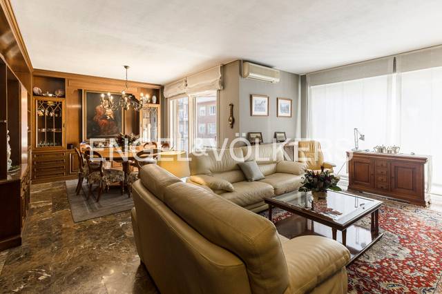 Apartamento en Venta en El Putget i el Farró