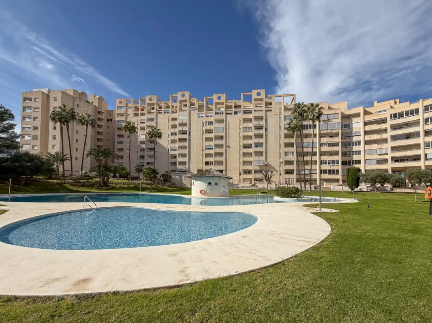 Vista exterior de Apartament en venda en El Campello amb Aire condicionat, Calefacció i Traster