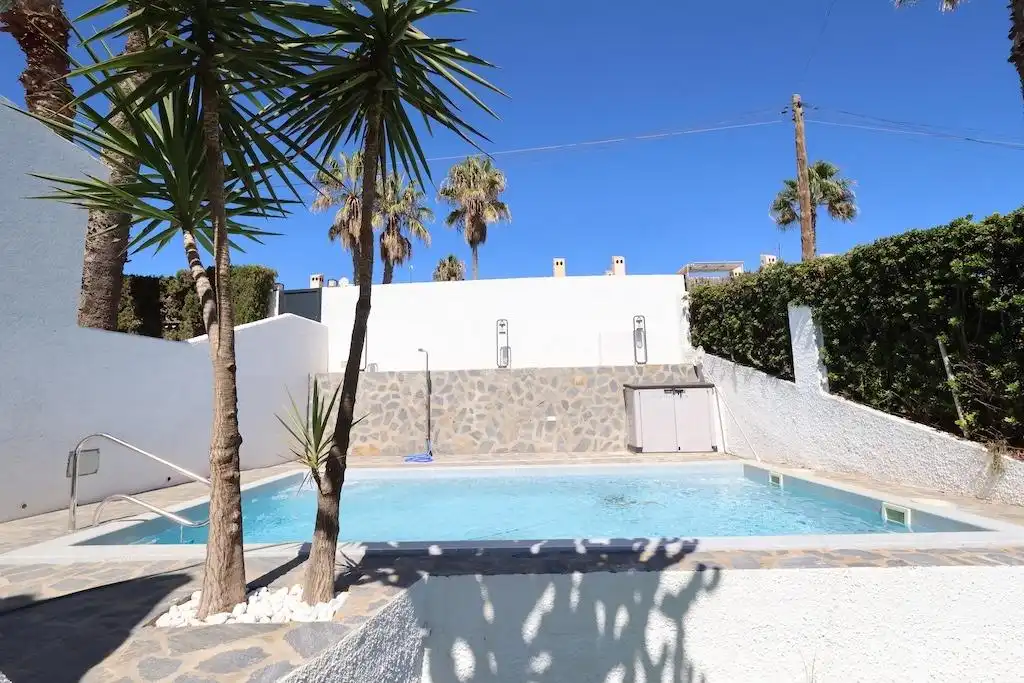Villa zur Miete in Orihuela Costa, imagen 9