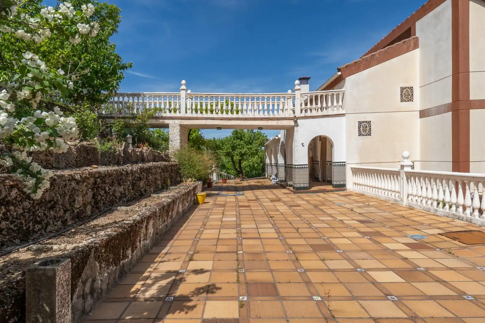 Terraza de Casa o chalet en venta en Valdepeñas de Jaén con Aire acondicionado, Calefacción y Jardín privado