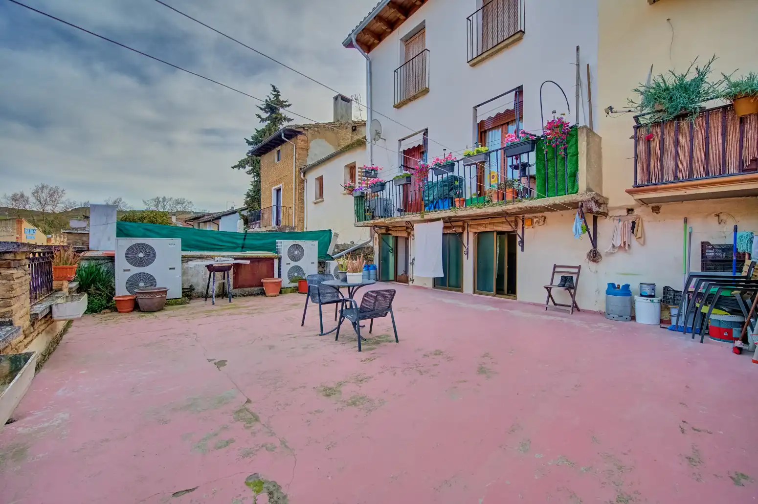 Exterior view of Flat for sale in Puente la Reina / Gares  with Heating, Parquet flooring and Terrace