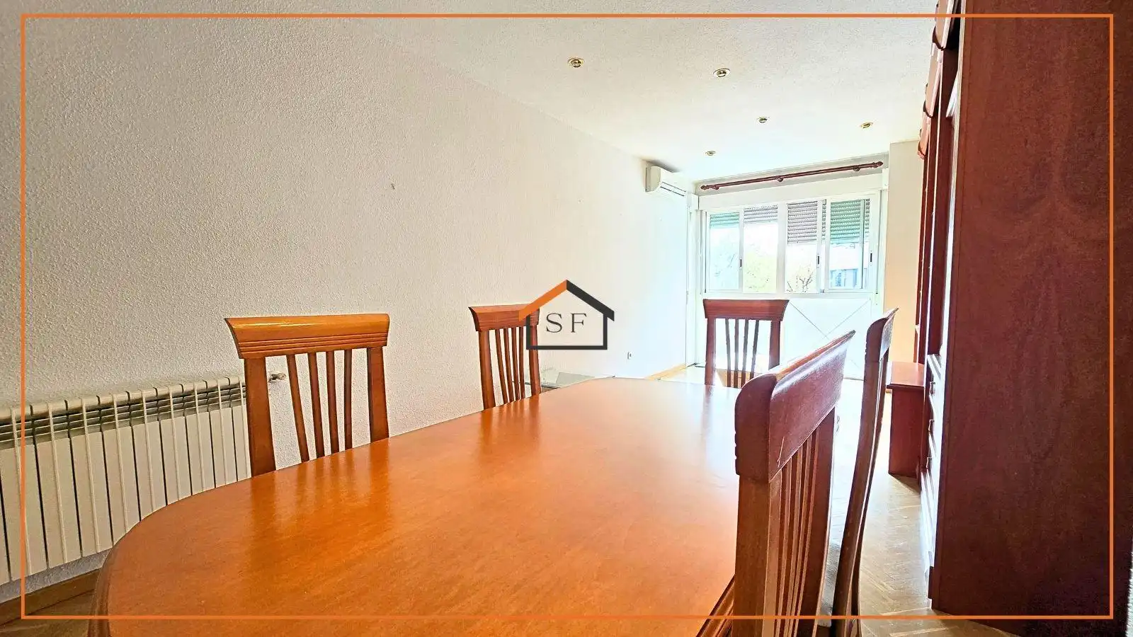 Menjador de Pis en venda en  Madrid Capital amb Aire condicionat, Parquet i Traster