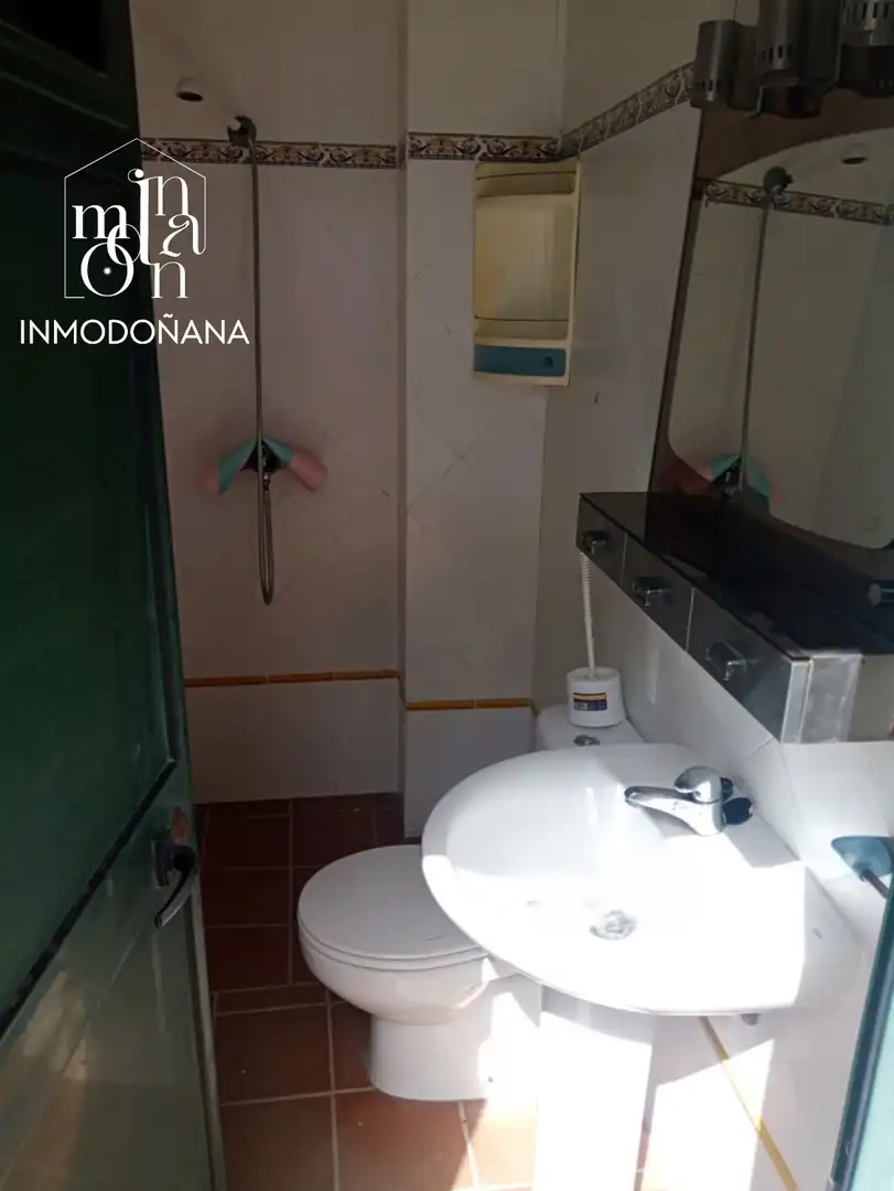 Baño de Casa adosada en venta en Almonte con Terraza y Amueblado