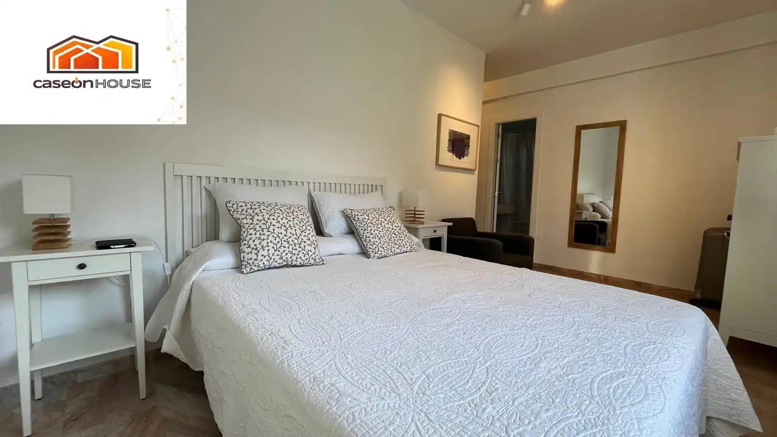 Dormitori de Apartament en venda en Chiclana de la Frontera amb Piscina comunitària