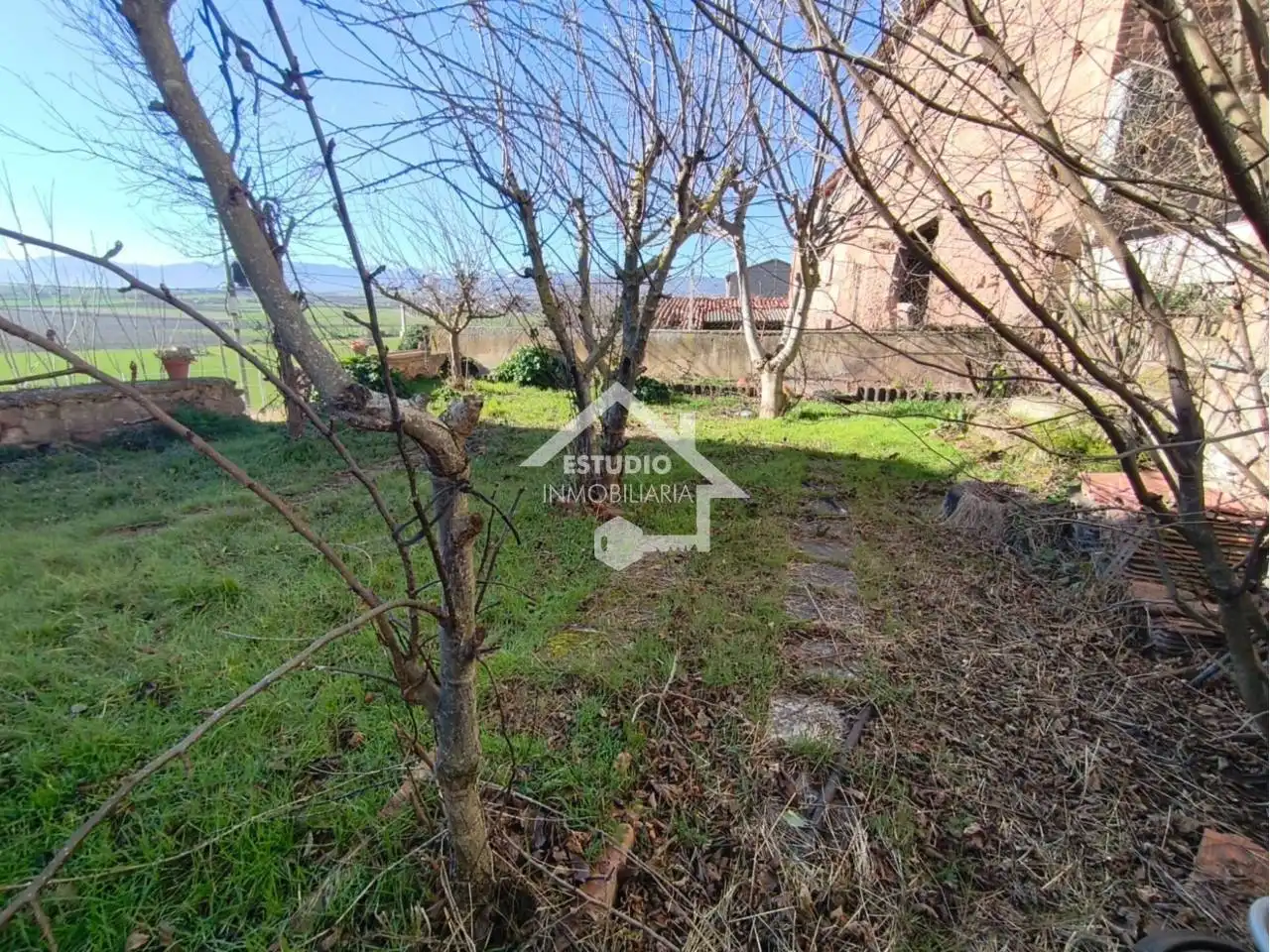 Casa o chalet en venta en Torrecilla Sobre Alesanco con Jardín privado, Terraza y Amueblado