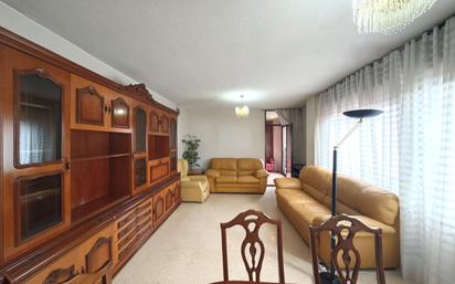Living room of Flat for sale in  Madrid Capital  with Air Conditioner, Heating and Terrace