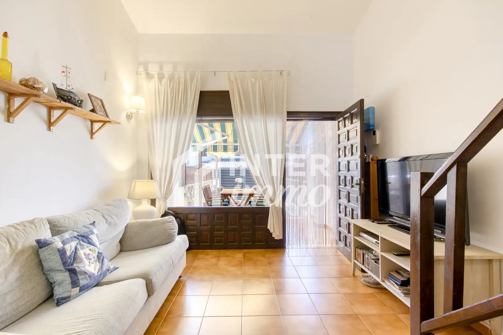 Living room of Houses for sale in Garrigàs, Girona