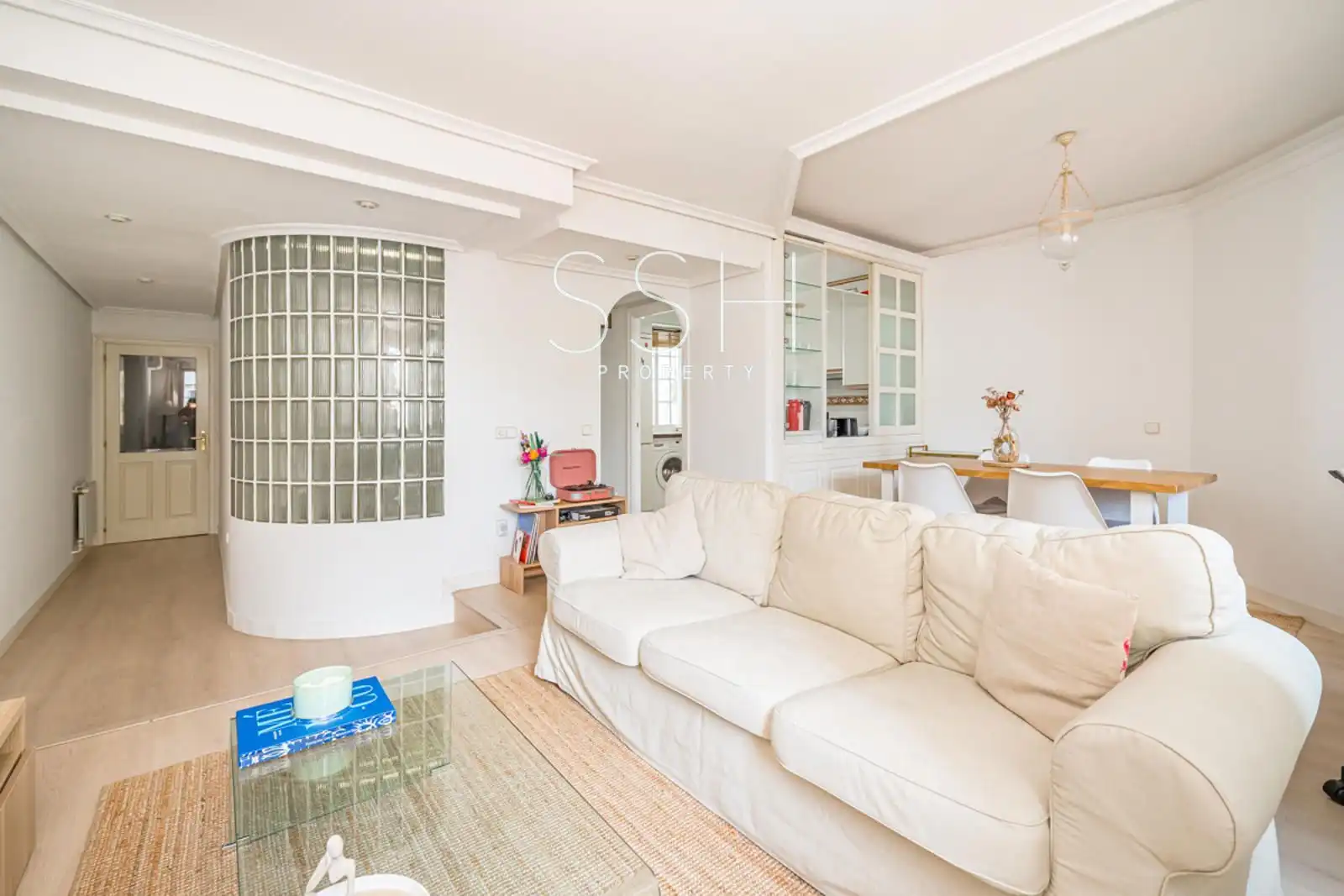 Sala de estar de Piso de alquiler en Población de Arroyo con Aire acondicionado, Calefacción y Amueblado