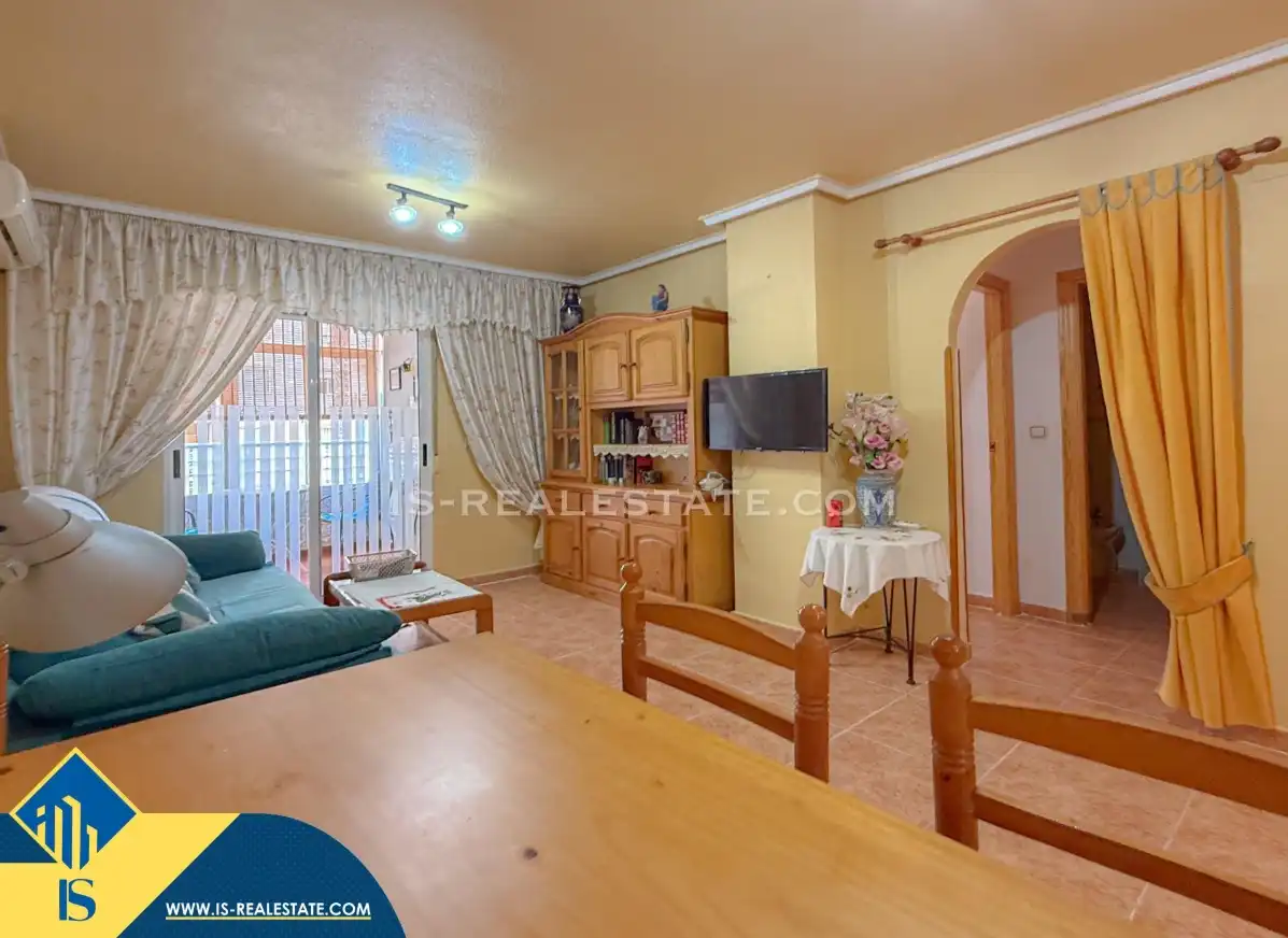 Apartamento con piscina en venta en Nueva Torrevieja - Aguas Nuevas, imagen 3