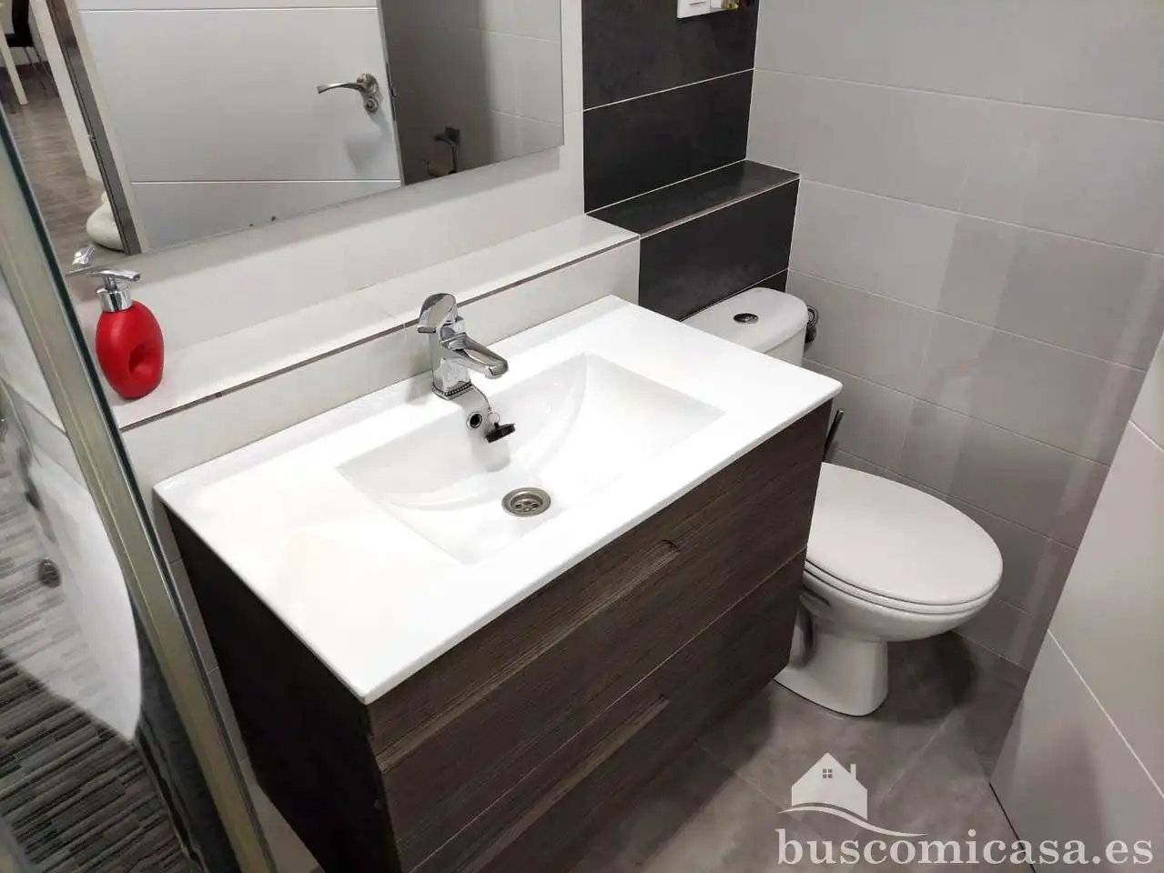 Baño de Local en venta en Linares