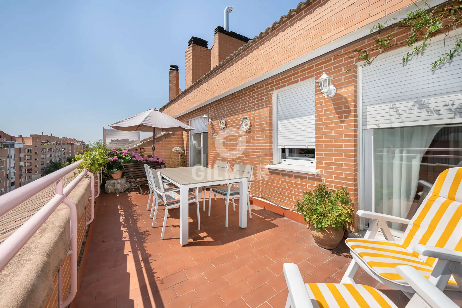 Terraza de Ático en venta en Madrid con Calefacción, Jardín privado y Trastero