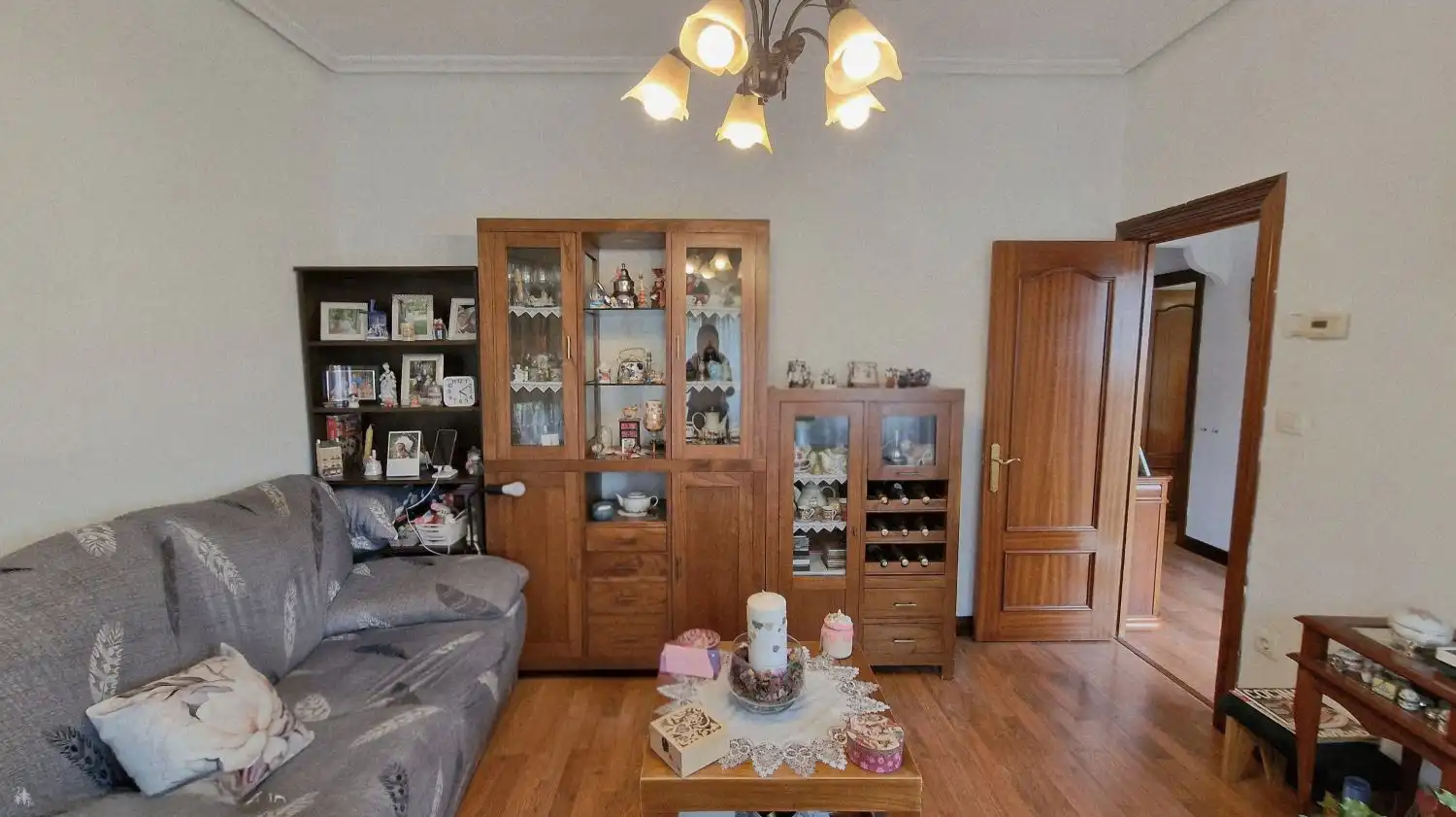 Sala de estar de Casa o chalet en venta en Torrelavega  con Calefacción, Terraza y Trastero