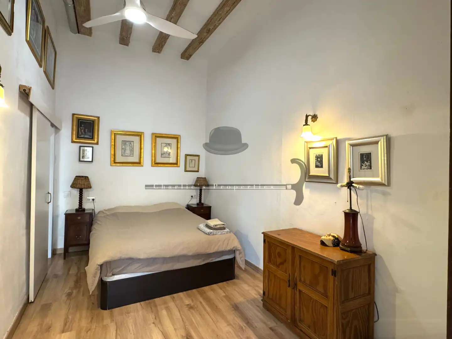 Habitación de Apartamento de alquiler en Barcelona con Aire acondicionado, Calefacción y Amueblado
