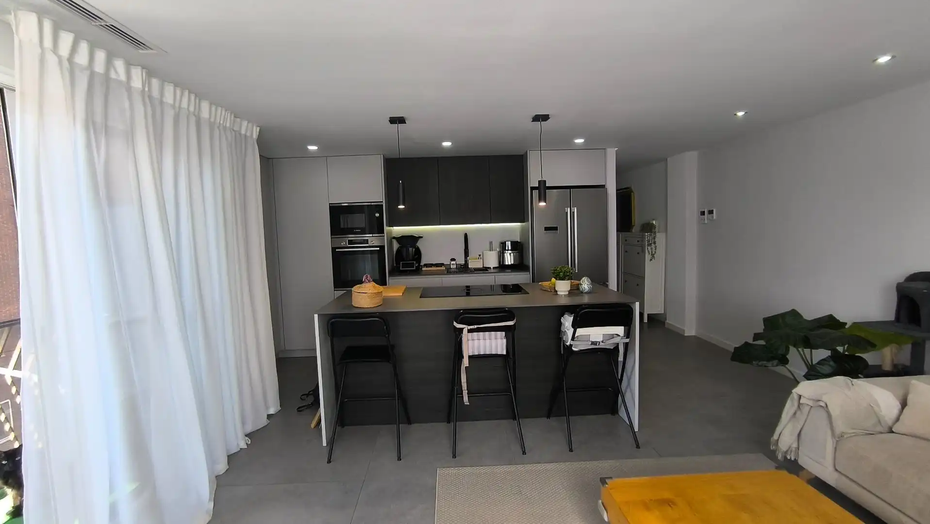 Cocina de Piso en venta en  Valencia Capital con Aire acondicionado y Balcón
