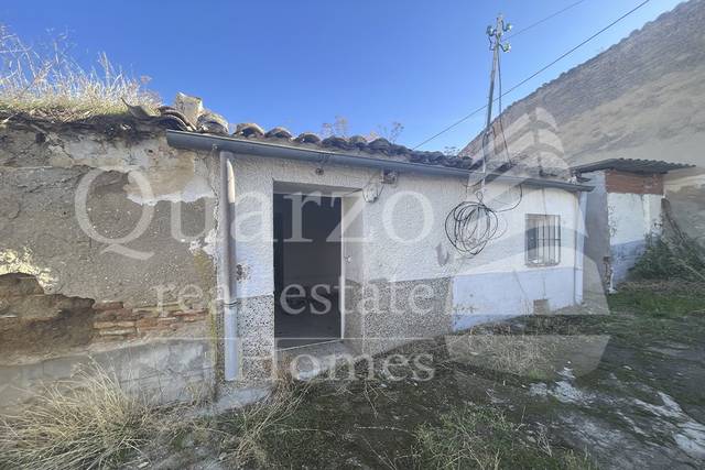 Casa-chalet en Venta en La Puebla de Montalbán