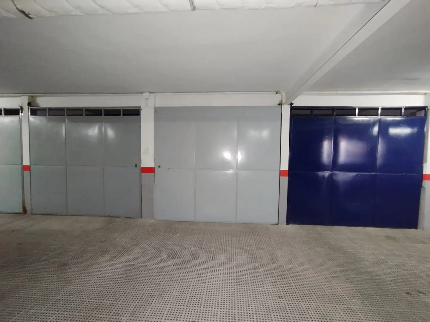 Aparcament de Pis en venda en Tomelloso amb Aire condicionat, Terrassa i Moblat