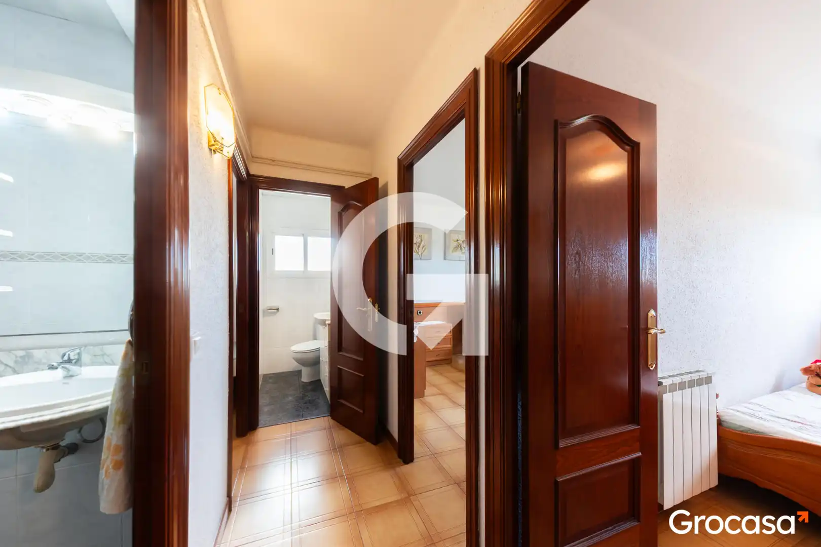 Flat for sale in L'Hospitalet de Llobregat  with Heating, Oven and Balcony