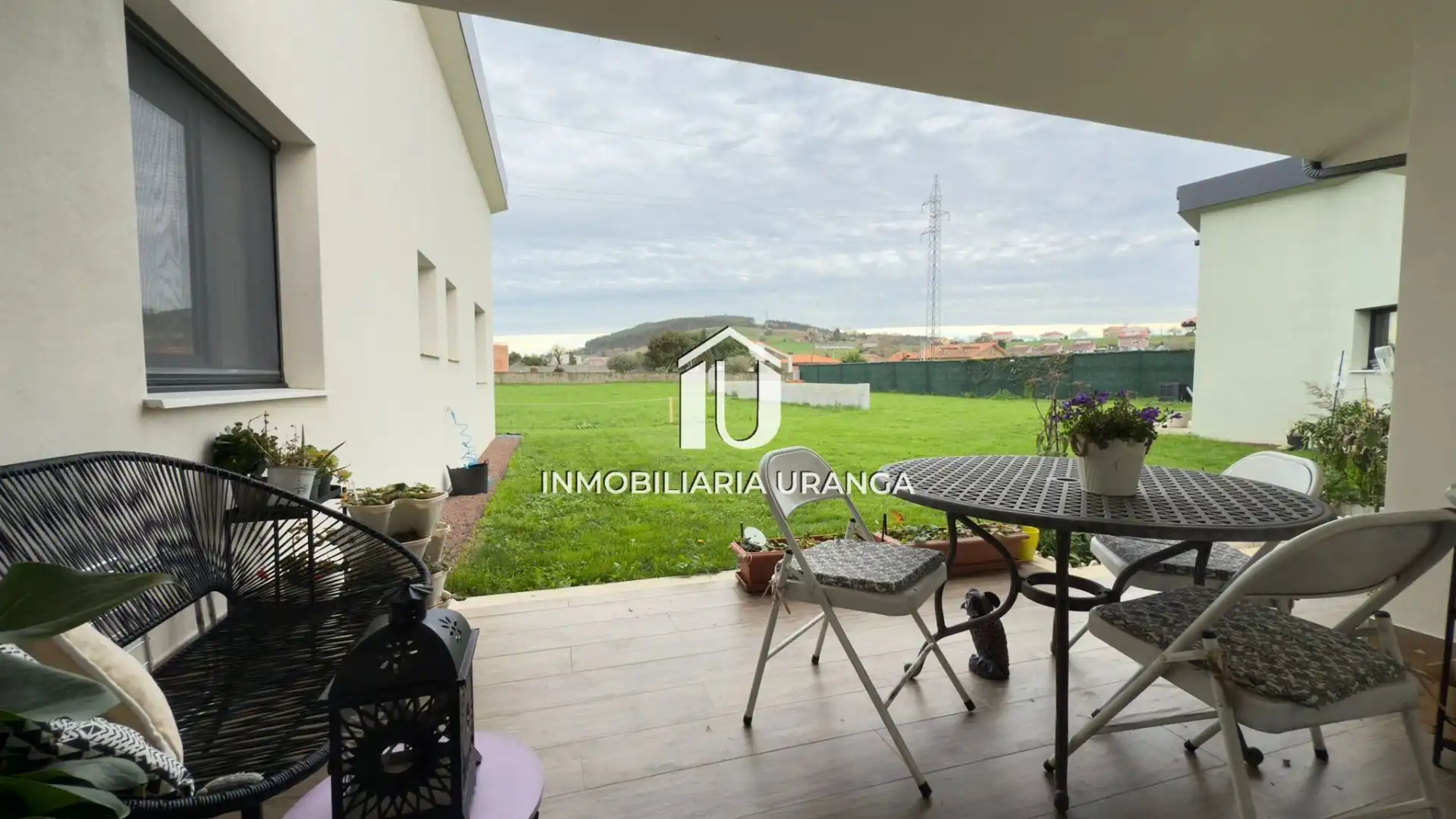 Vista exterior de Casa o chalet en venta en Meruelo con Calefacción, Jardín privado y Terraza
