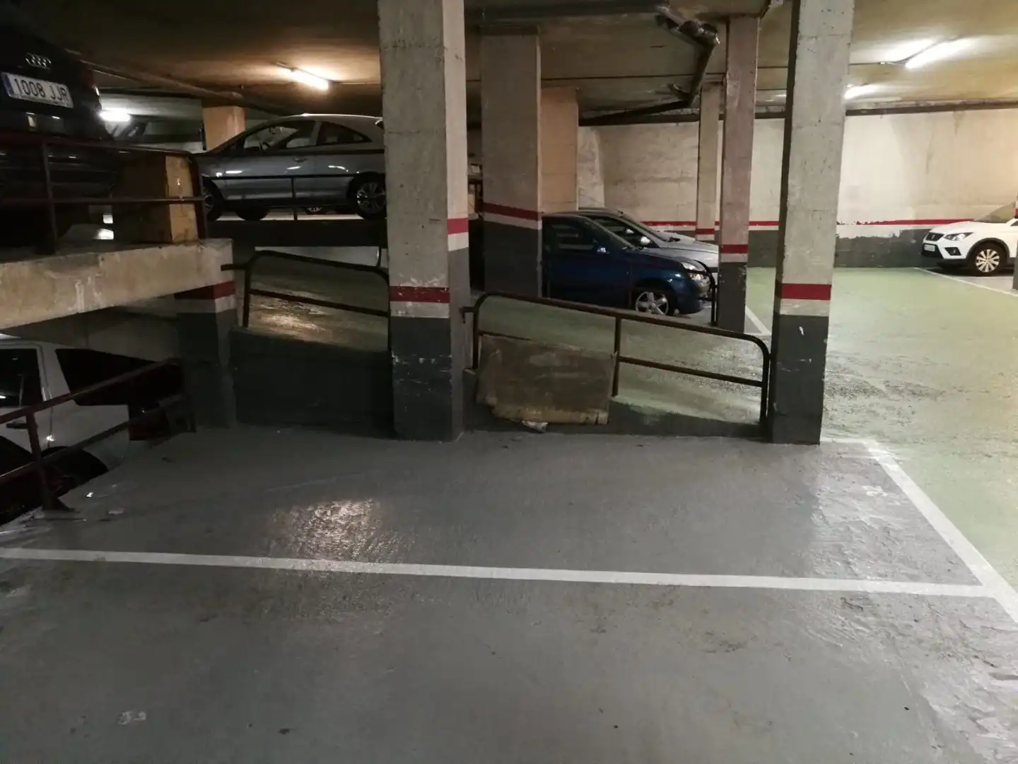 Garage zur Miete in Passeig de Pere III, 87, Centre - Passeig i Rodalies