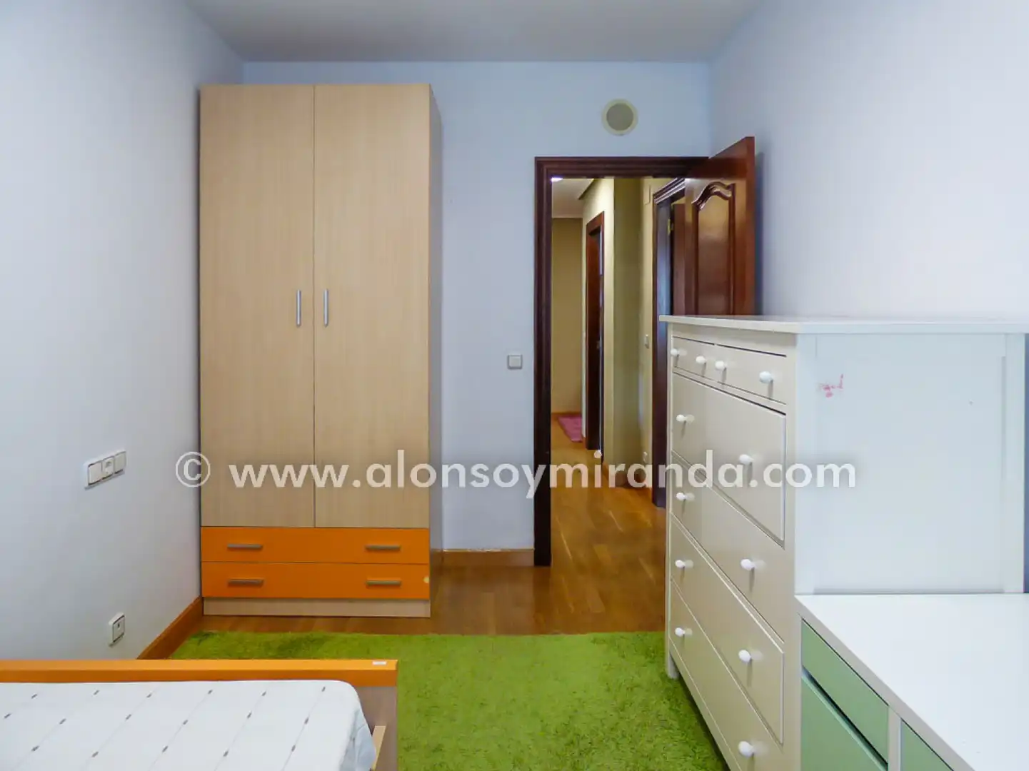 Piso de alquiler en Oviedo - C/ Hijas de la Caridad, Milán - Pumarín