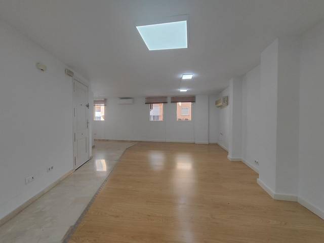 Local comercial en Alquiler en Suárez