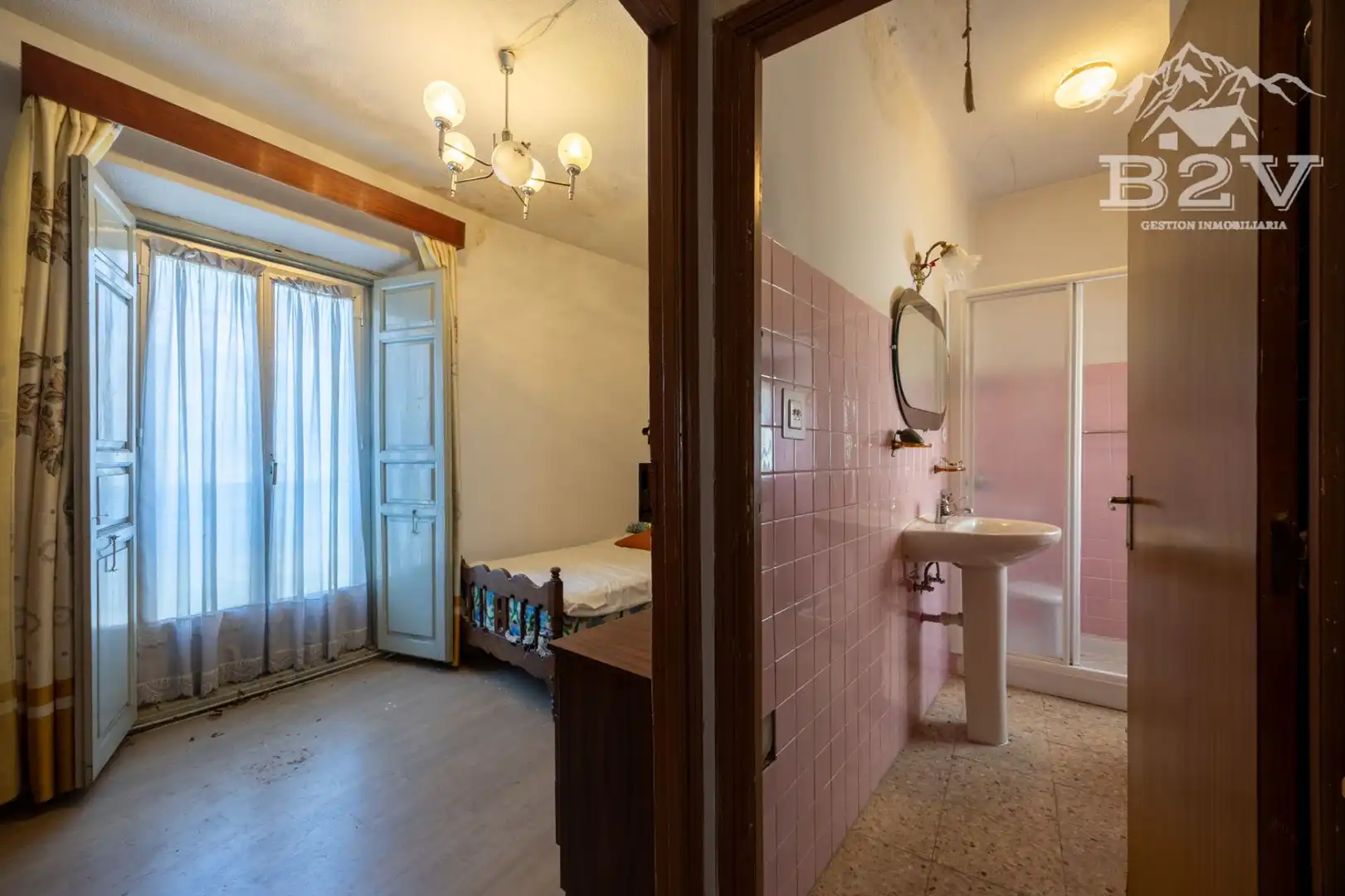 Habitación de Casa adosada en venta en Rascafría con Calefacción, Jardín privado y Trastero