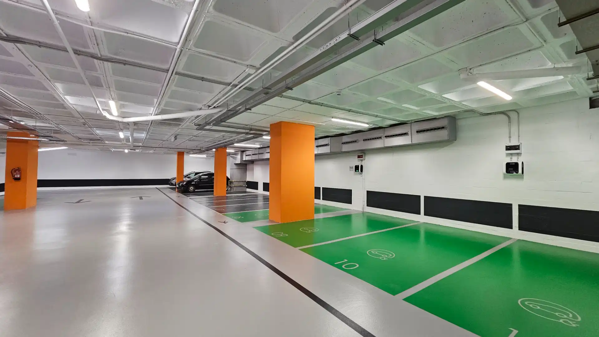Parkplatz von Büro zur Miete in Barcelona mit Klimaanlage, Heizung und Alarm