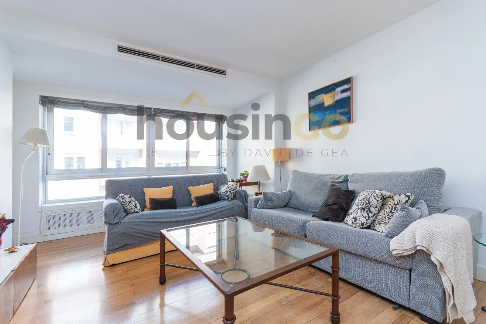 Living room of Flat for rent in Madrid  with Air Conditioner, Heating and Furnished