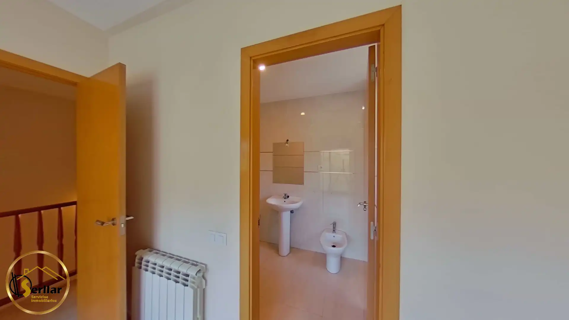 Baño de Casa adosada en venta en Banyeres del Penedès con Calefacción, Jardín privado y Terraza