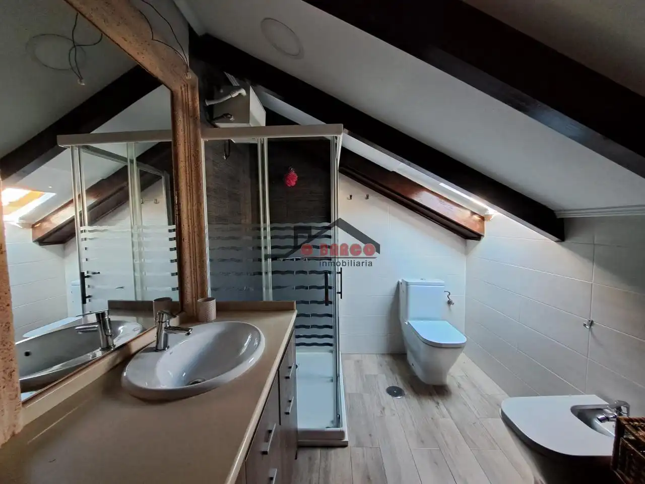 Bathroom of Houses for sale in Rubiá  with Heating and Private garden