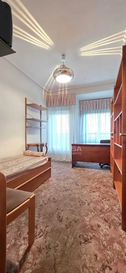 Bedroom of Flat for sale in Valladolid  with Heating and Balcony