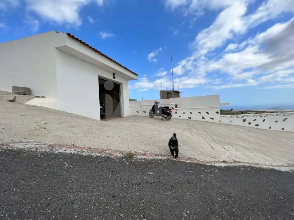 Vista exterior de Casa o chalet en venta en Granadilla de Abona con Terraza