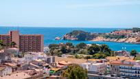 Vista exterior de Àtic en venda en Sant Feliu de Guíxols amb Balcó