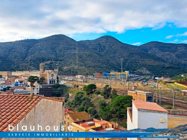 Casa-chalet en Venta en Portbou