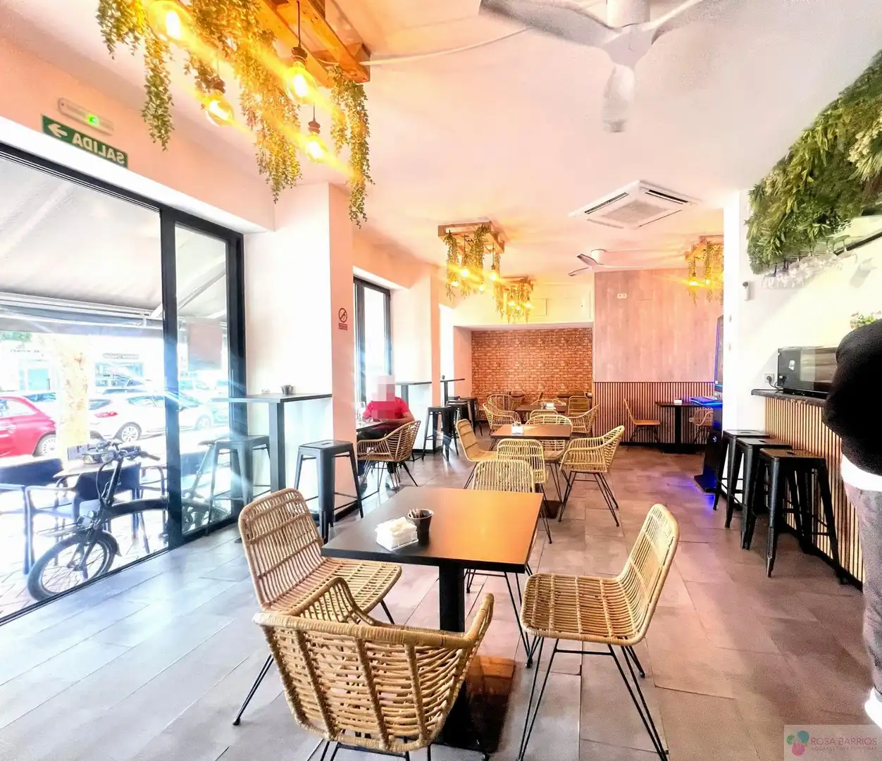 Local comercial en traspàs a San Pedro de Alcántara, imagen 2
