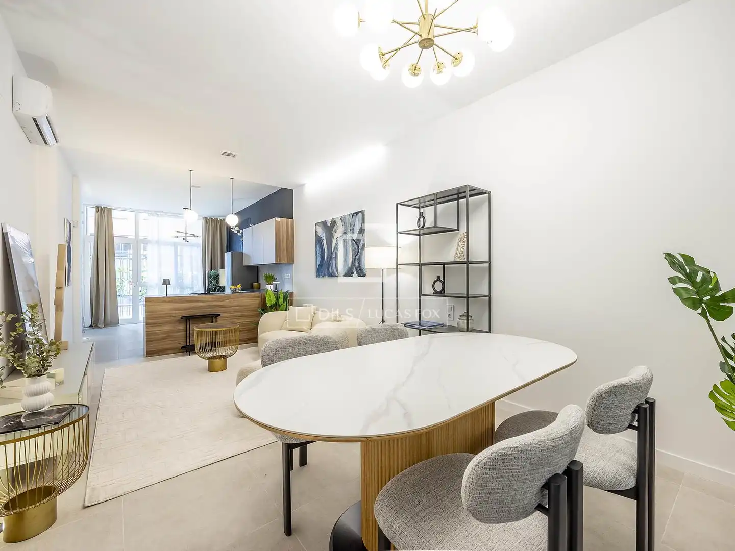 Living room of Flat for sale in Valencia  with Air Conditioner, Heating and Terrace