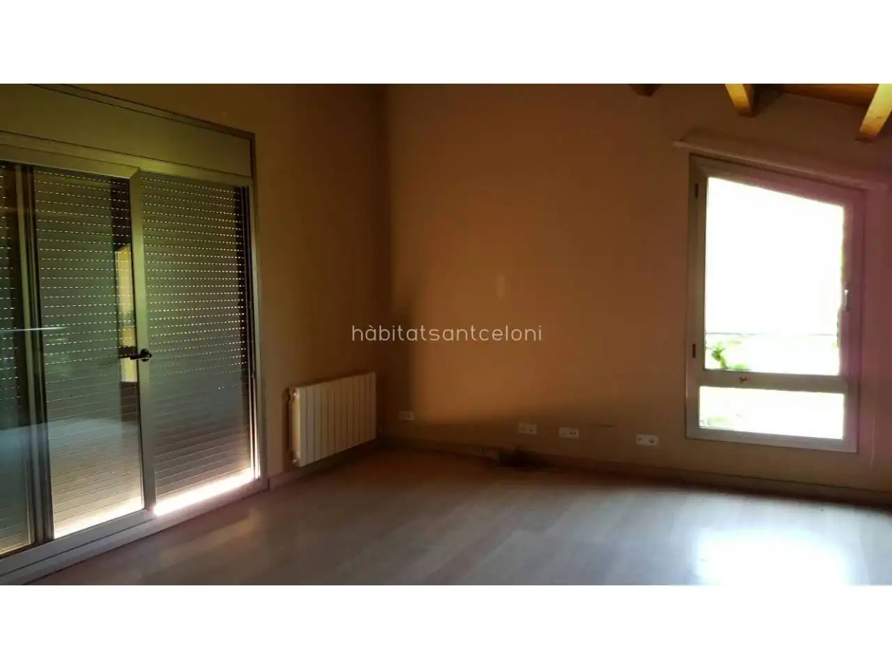 Casa con jardín en venta en Calle GARROTXA 7, imagen 3
