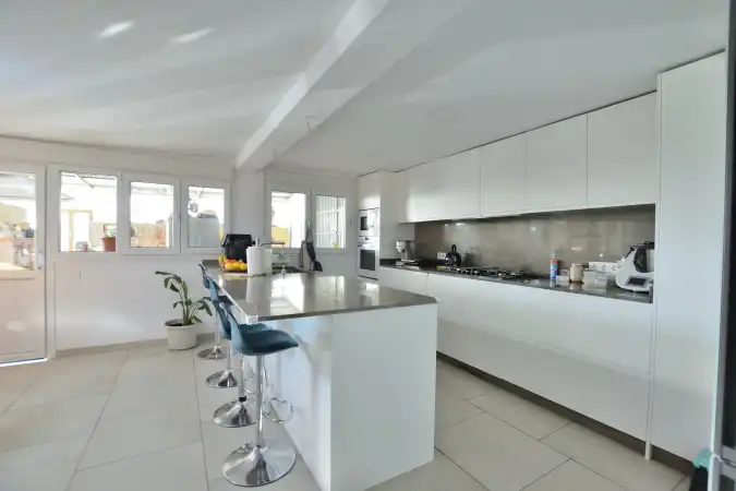 Kitchen of Houses for sale in Ronda  with Air Conditioner, Private garden and Terrace