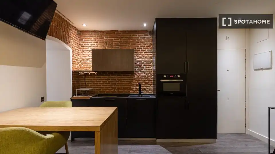 Fotografía del inmueble reportado: 1.900 €/mes — Cortes – Huertas, Madrid