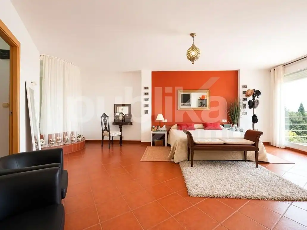 Sala de estar de Casa o chalet en venta en San Vicente del Raspeig / Sant Vicent del Raspeig con Aire acondicionado, Calefacción y Piscina
