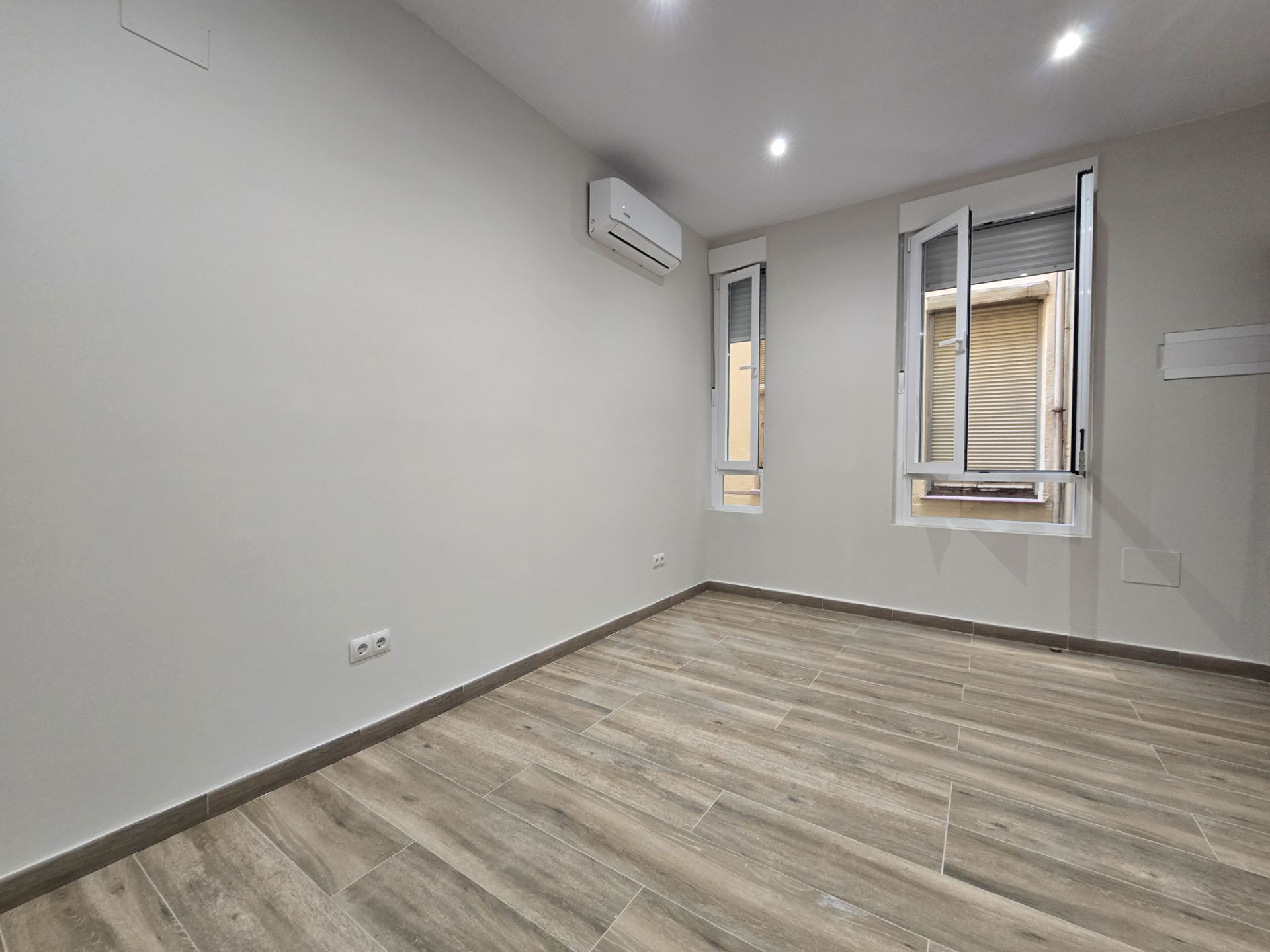 2 hab, 61m² en Embajadores - Lavapiés, Centro,  Madrid Capital - Image 4