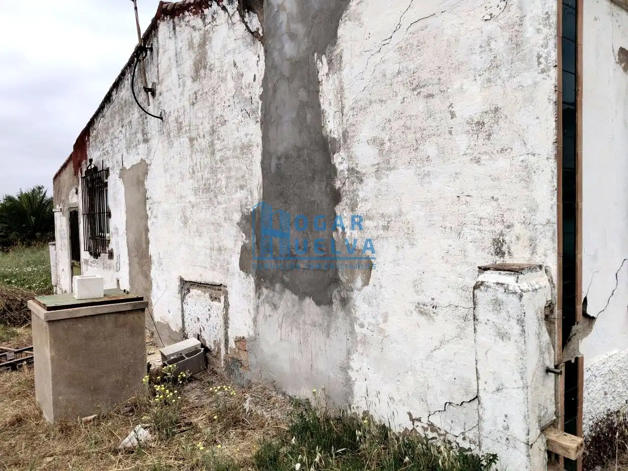 Exterior view of Houses for sale in Bonares  with Terrace