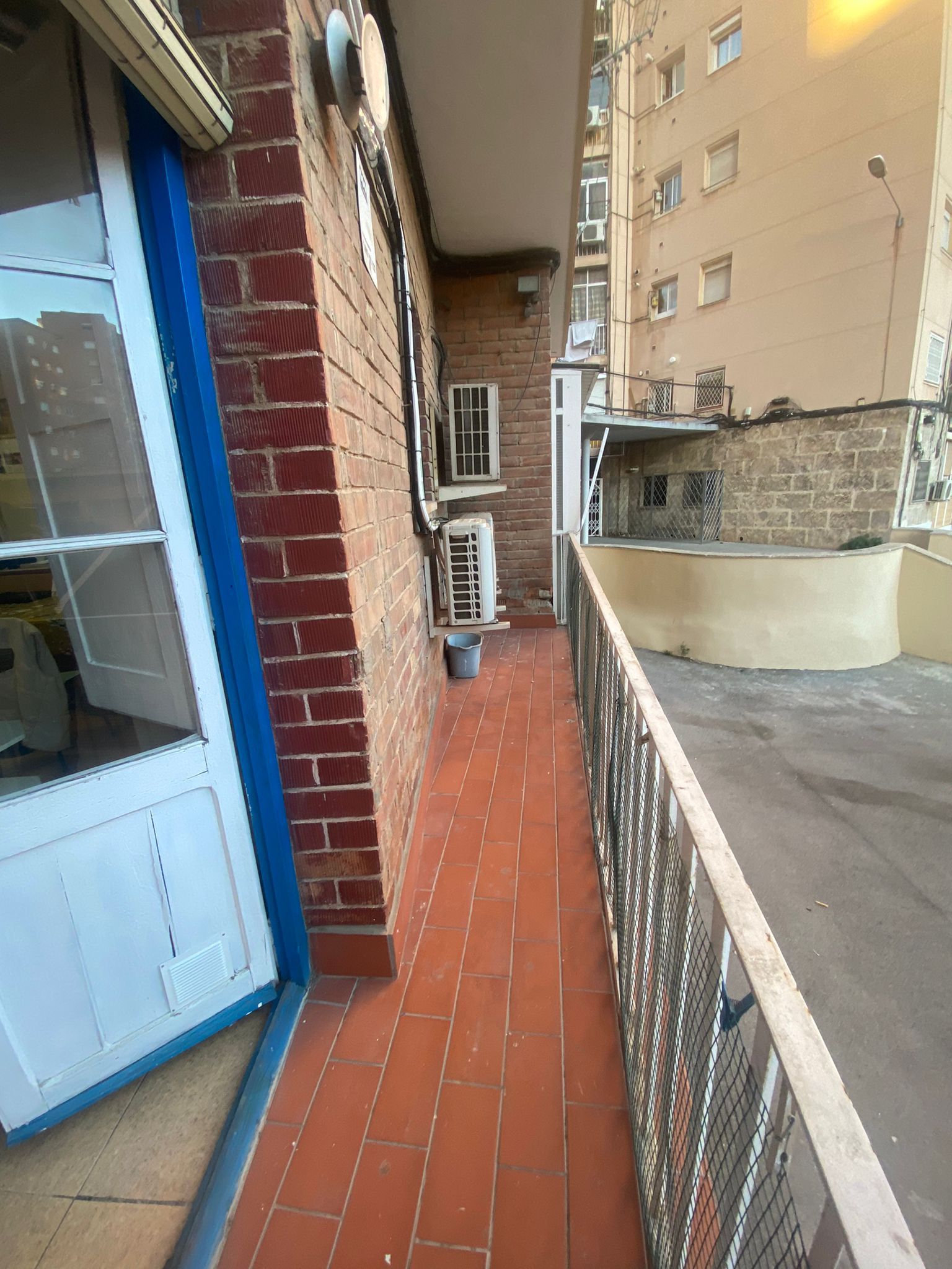 Premises for sale in La Marina del Port