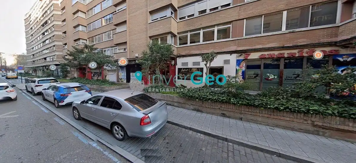 Vista exterior de Local en venda en Valladolid amb Moblat