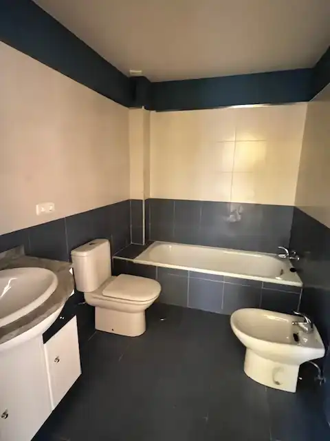 Baño de Casa o chalet en venta en Corcos con Calefacción, Jardín privado y Terraza