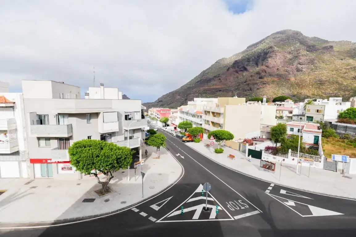 Vista exterior de Piso en venta en Santiago del Teide