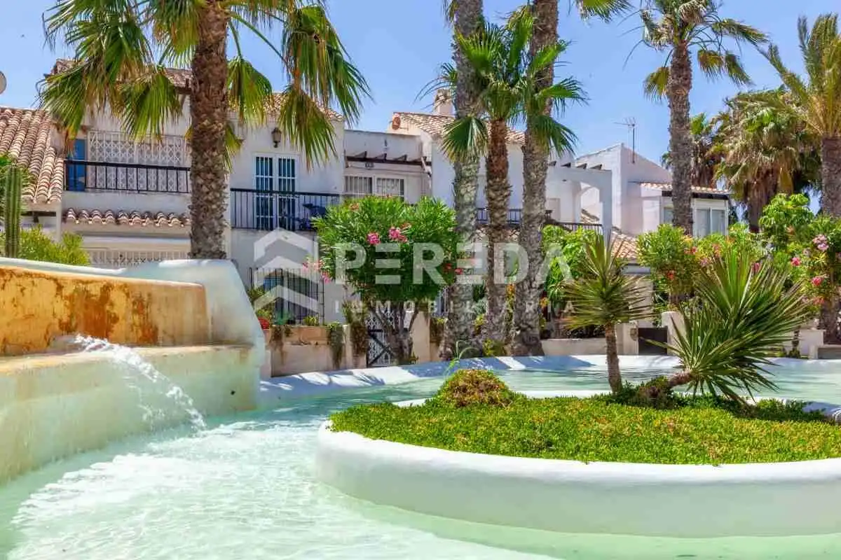 Studio mit Pool zum Verkauf in Avenida ENTREMARES (U), imagen 21